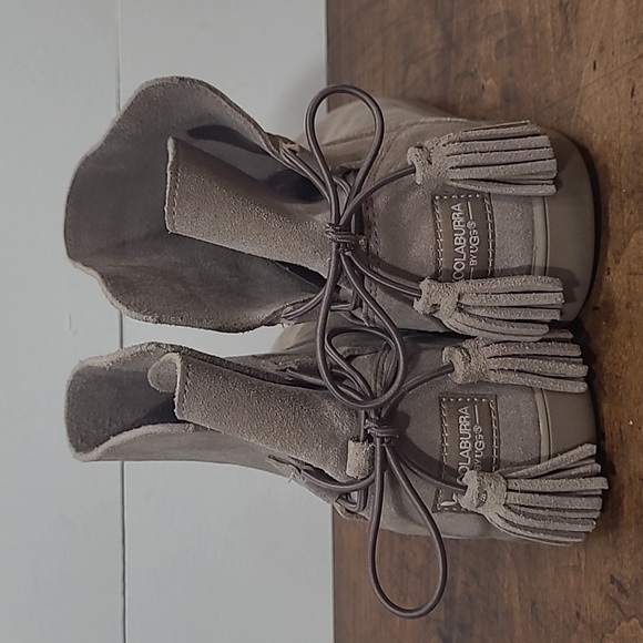 Koolaburra by UGG Skyller Ankle Low Beige Tie Back Bootie Women's sz 7 - Picture 3 of 11